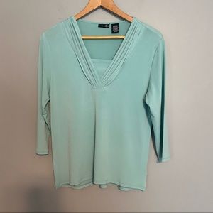 EAST 5th v-neck mint long sleeve blouse